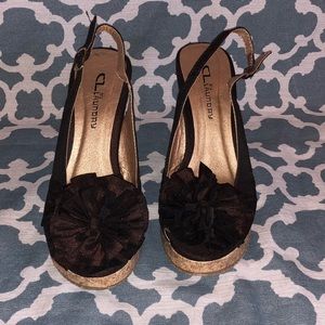 Brown flowered wedges